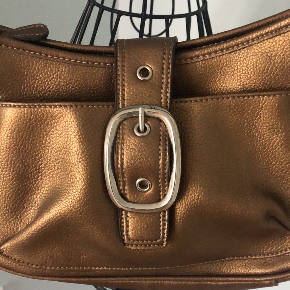 Gold Purse - Picture 2 of 4